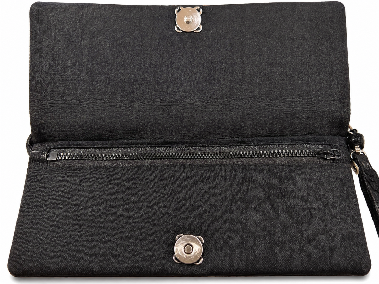 Palestinian Embroidered Clutch – Floral Design - Image 3